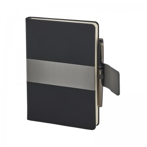 2426 Siyah 15 x 21 Termo Deri̇ Defter